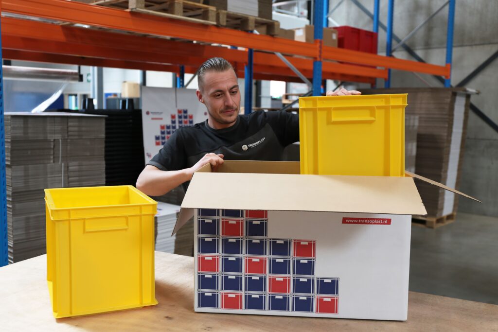 Liefersicherheit dank über 25.000 m² Lagerfläche